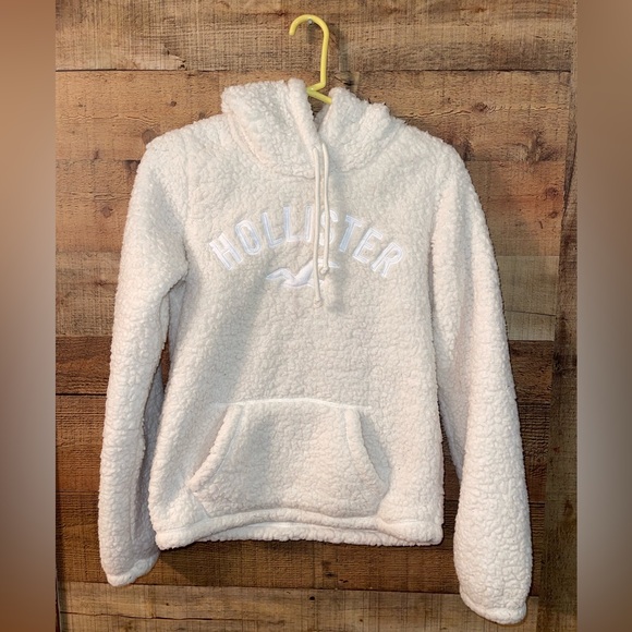 Hollister Tops - Hollister Sherpa hoodie